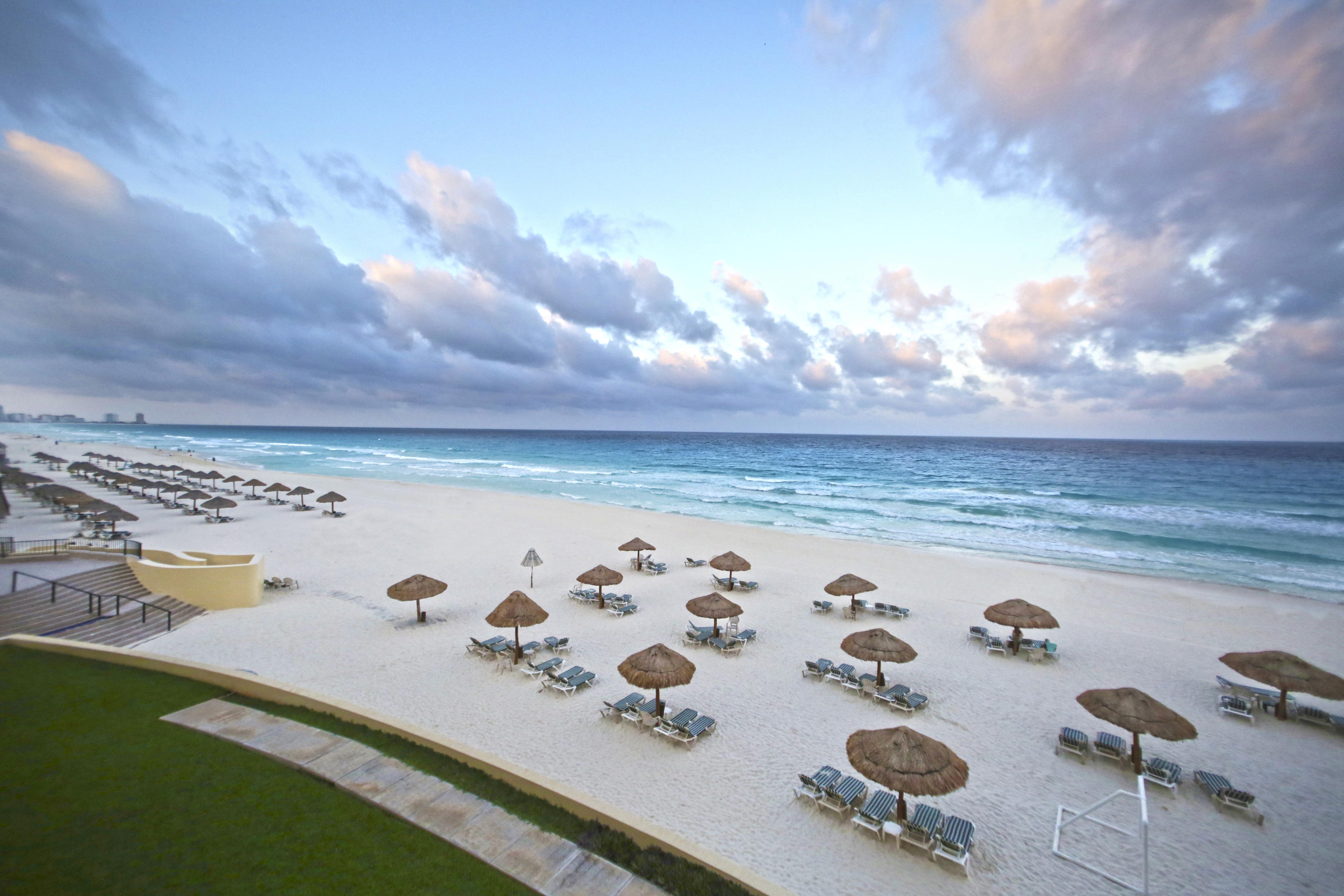 The Royal Sands Resort & Spa Канкун Экстерьер фото